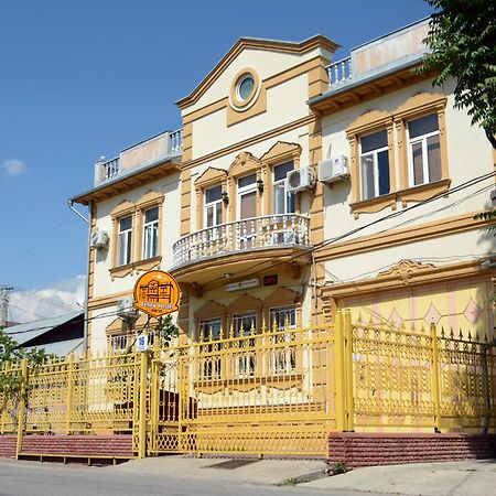 Yellow Hostel Dushanbe Luaran gambar