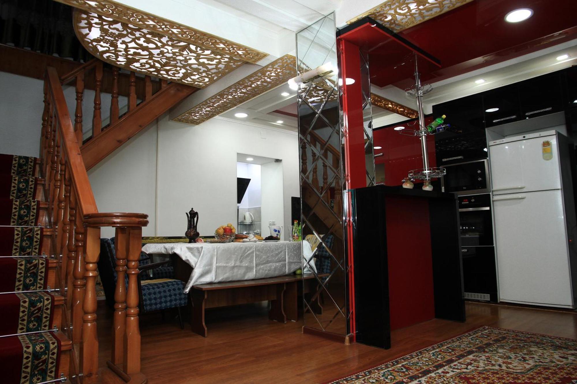Yellow Hostel Dushanbe Luaran gambar