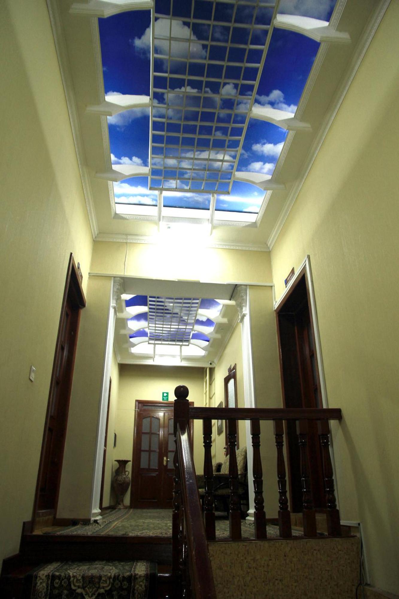 Yellow Hostel Dushanbe Luaran gambar