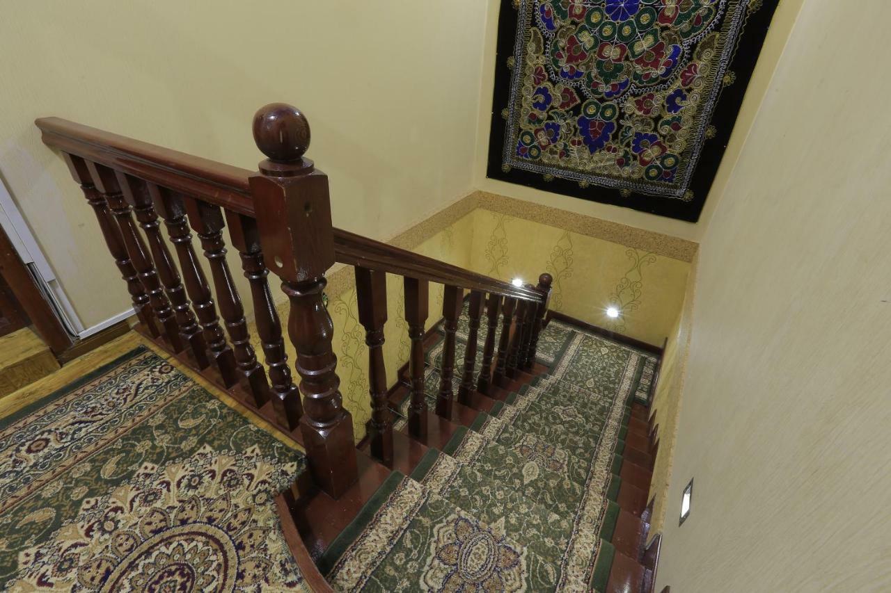 Yellow Hostel Dushanbe Luaran gambar