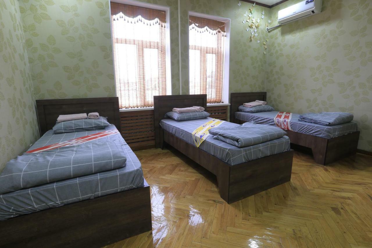 Yellow Hostel Dushanbe Luaran gambar