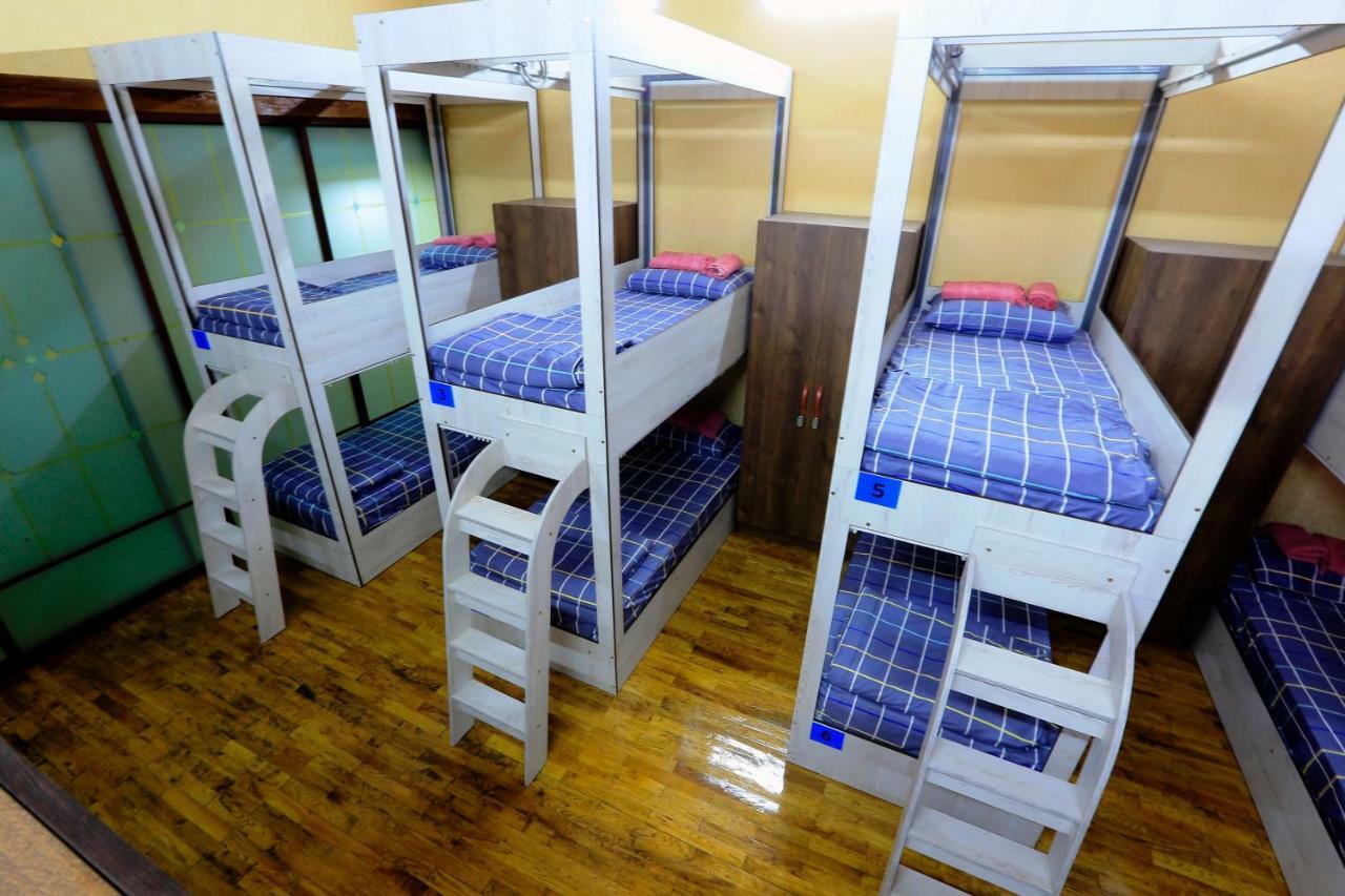 Yellow Hostel Dushanbe Luaran gambar