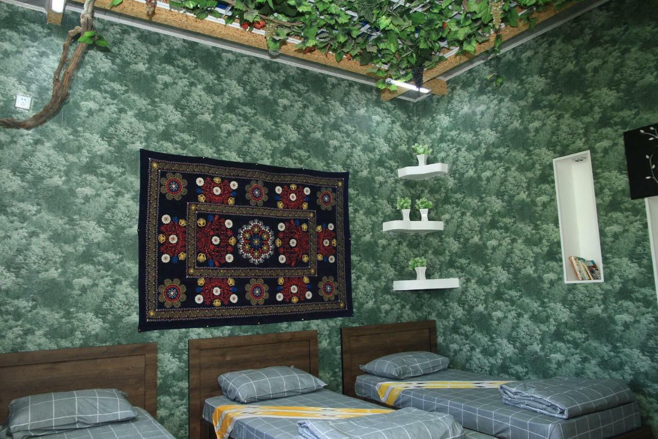 Yellow Hostel Dushanbe Luaran gambar