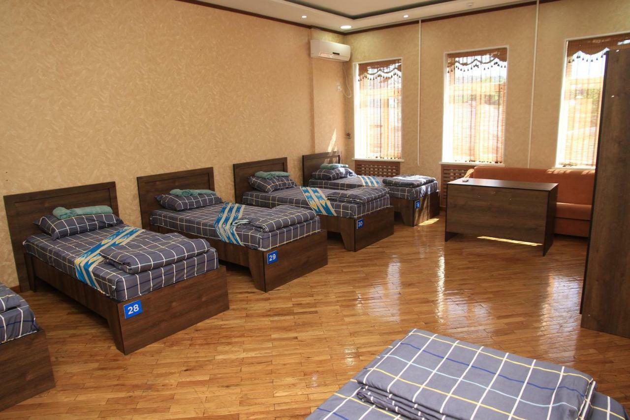 Yellow Hostel Dushanbe Luaran gambar